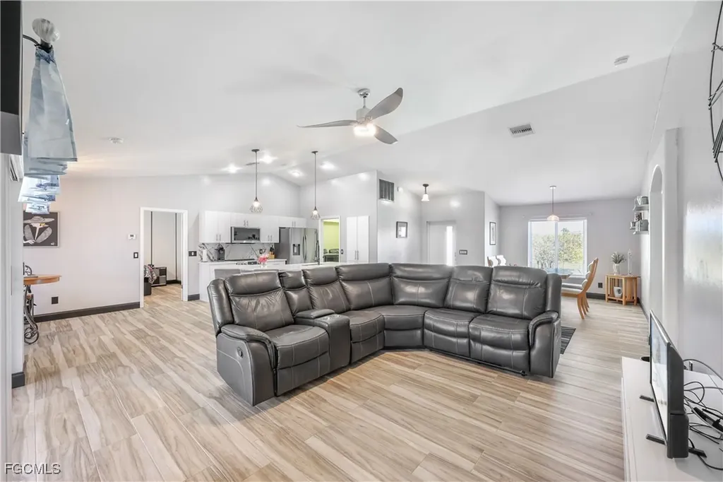 214 NW 25th Avenue Cape Coral FL 33993