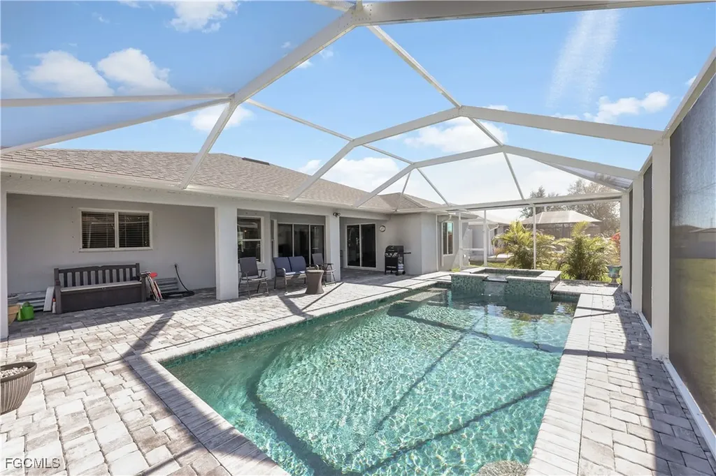 214 NW 25th Avenue Cape Coral FL 33993