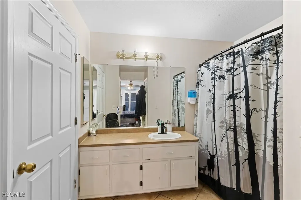 1532 NE 34th Lane Cape Coral FL 33909