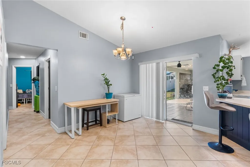 1532 NE 34th Lane Cape Coral FL 33909