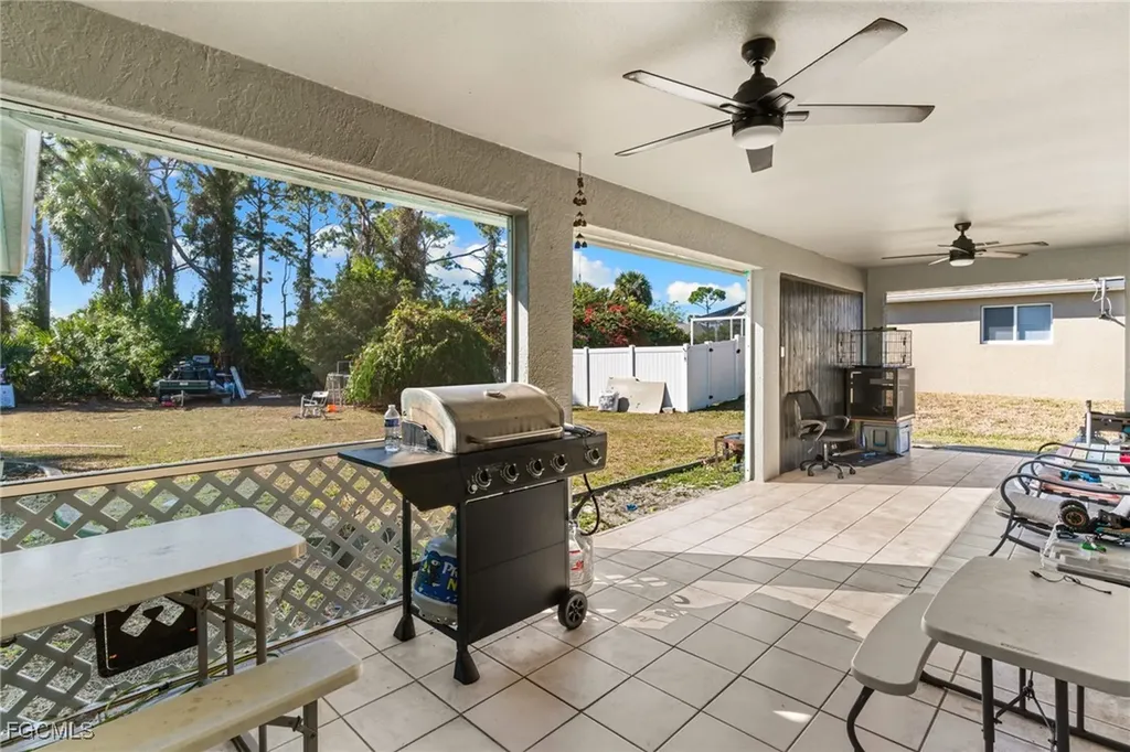 1532 NE 34th Lane Cape Coral FL 33909