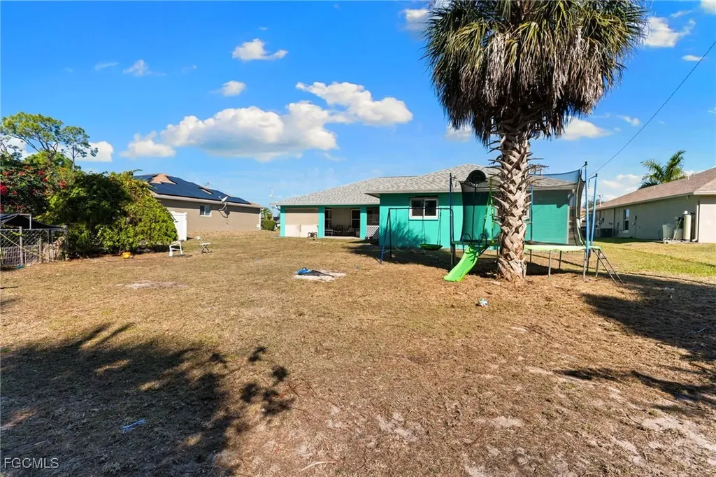 1532 NE 34th Lane Cape Coral FL 33909