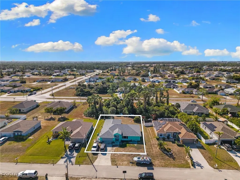 1532 NE 34th Lane Cape Coral FL 33909