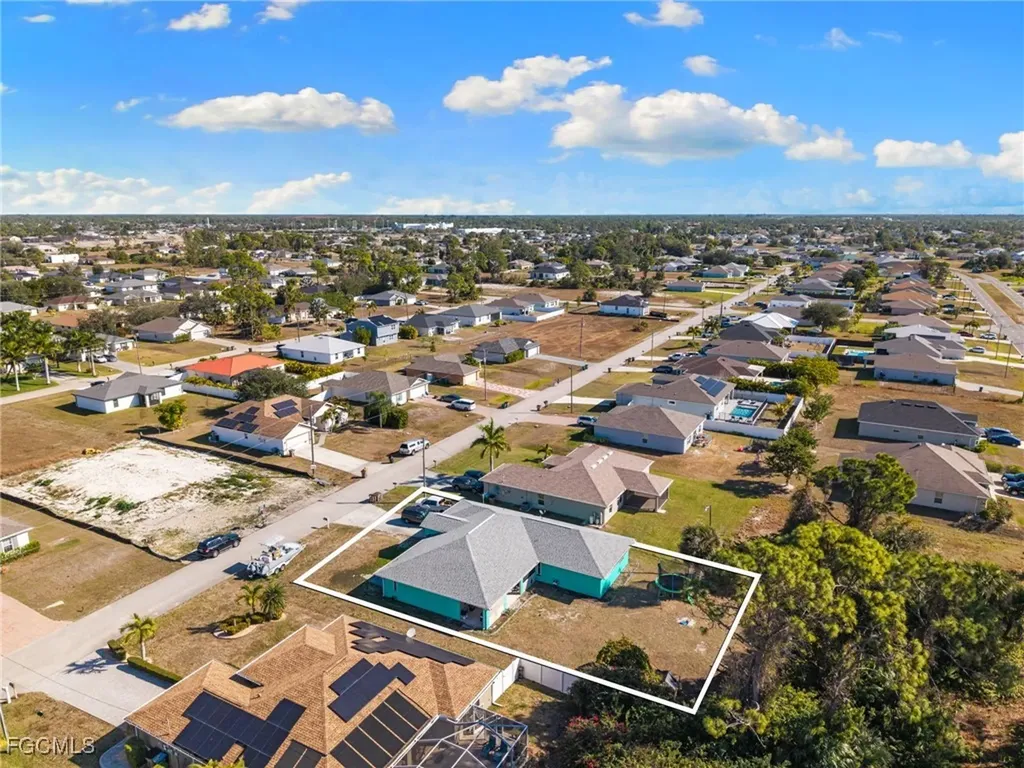 1532 NE 34th Lane Cape Coral FL 33909