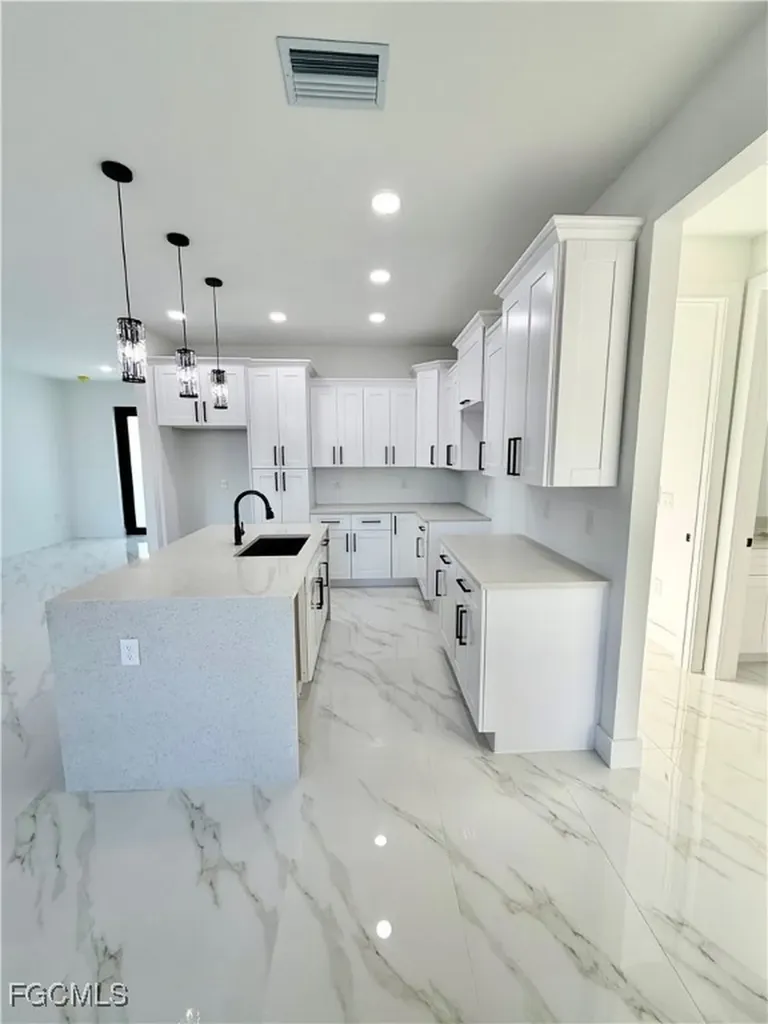 3155 Sunshine Boulevard Lehigh Acres FL 33971