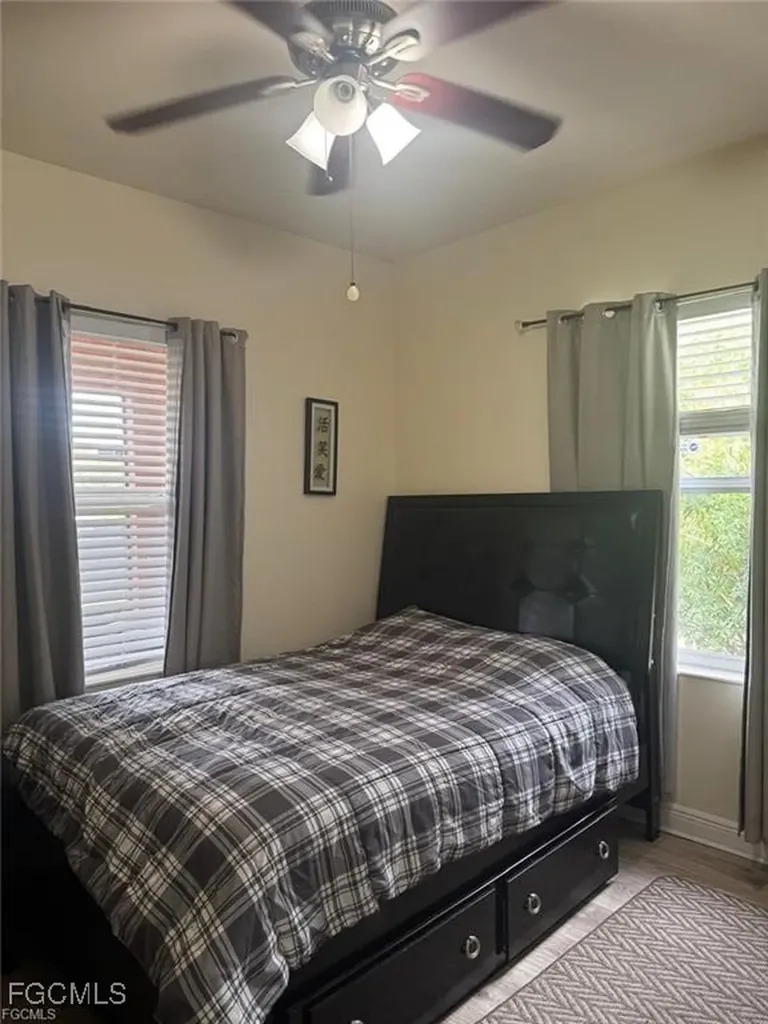 2806 5th Street W Lehigh Acres FL 33971