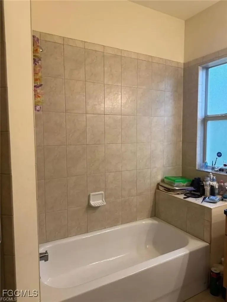 2806 5th Street W Lehigh Acres FL 33971