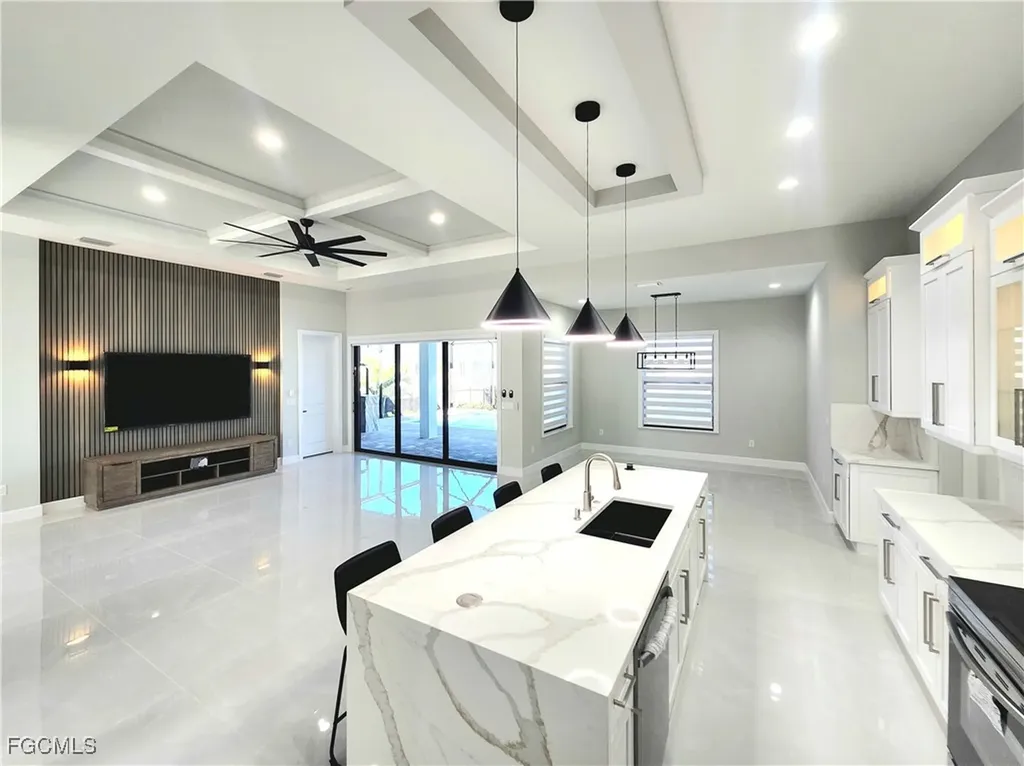 2709 NW 41st Place Cape Coral FL 33993