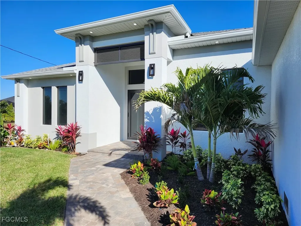 2709 NW 41st Place Cape Coral FL 33993