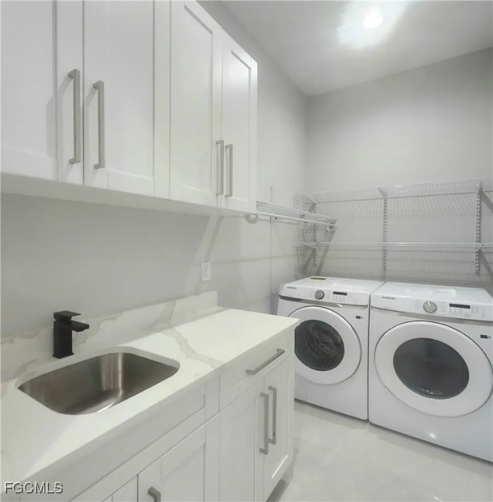 2709 NW 41st Place Cape Coral FL 33993