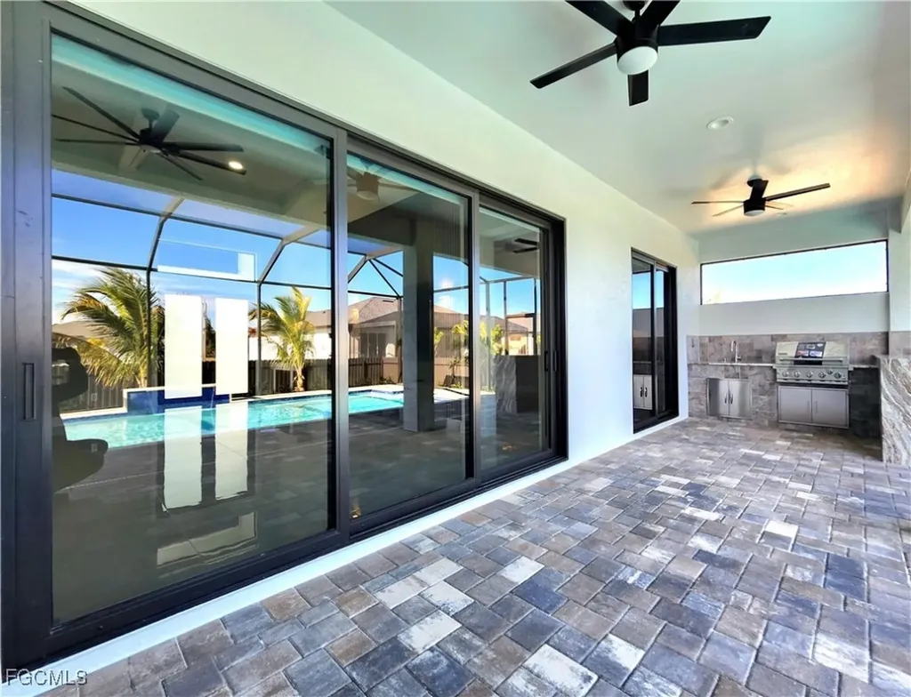2709 NW 41st Place Cape Coral FL 33993