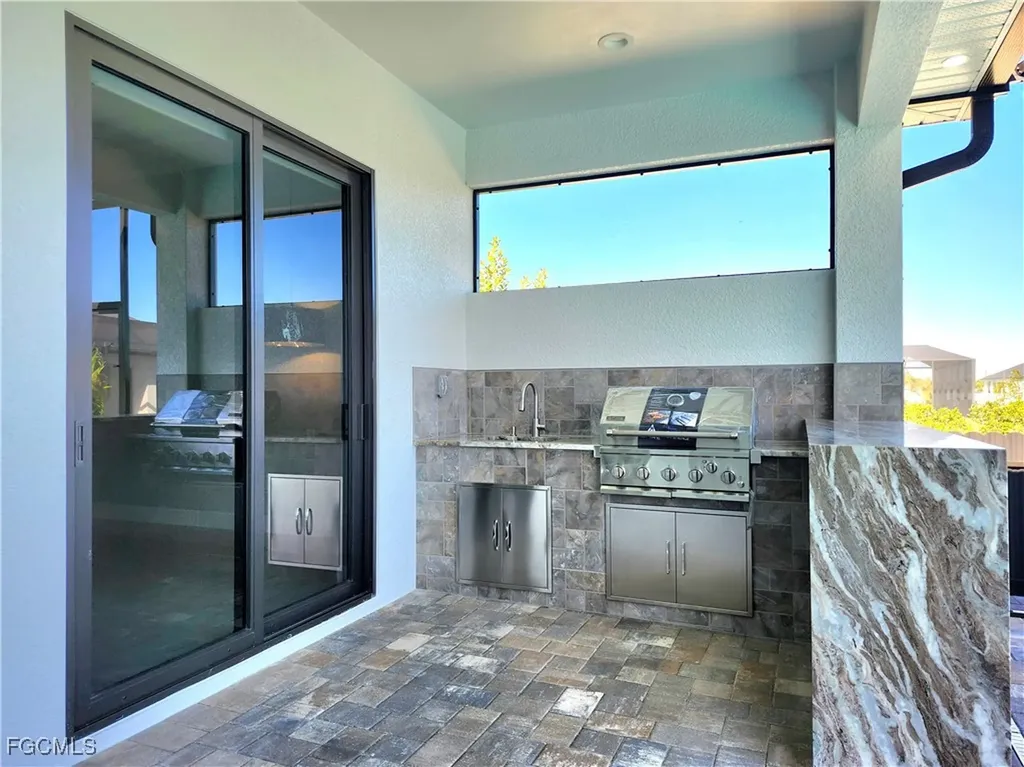 2709 NW 41st Place Cape Coral FL 33993