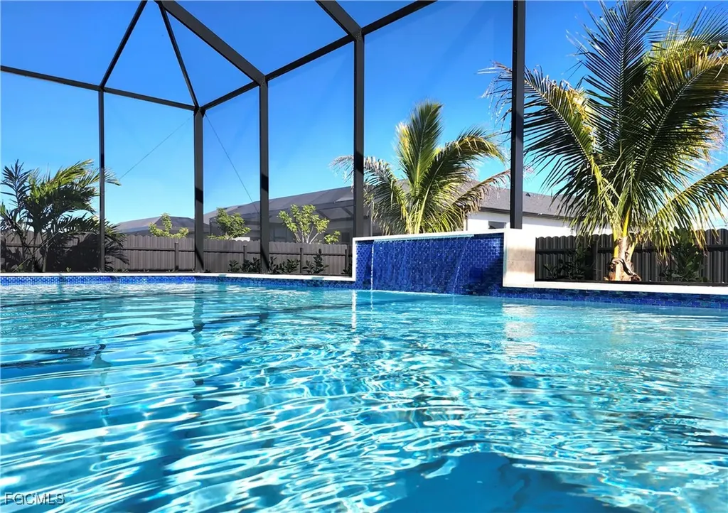 2709 NW 41st Place Cape Coral FL 33993