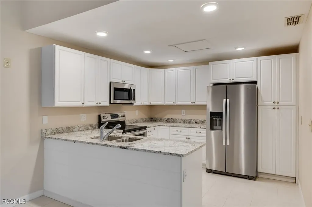 15476 Crystal Lake Drive North Fort Myers FL 33917