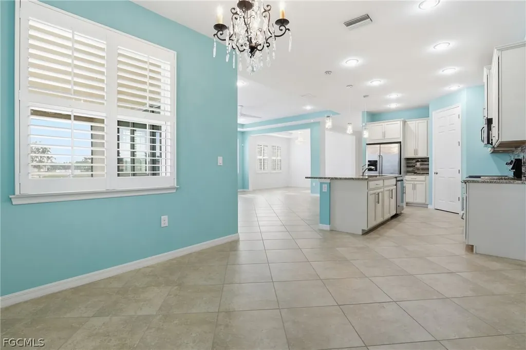 3177 Royal Gardens Avenue Fort Myers FL 33916