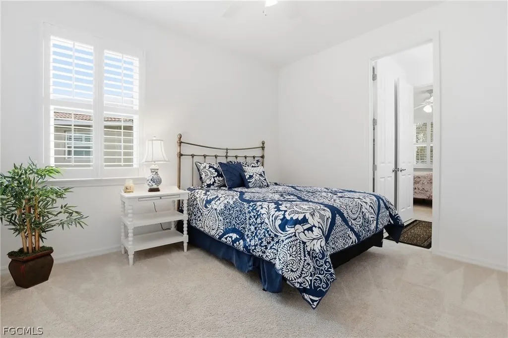 3177 Royal Gardens Avenue Fort Myers FL 33916