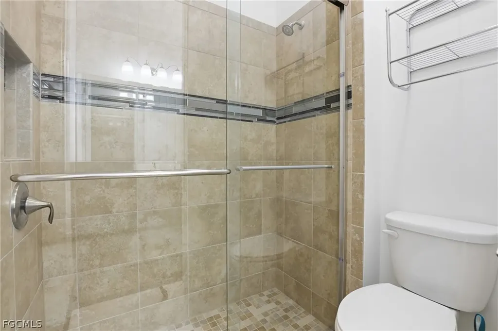 3177 Royal Gardens Avenue Fort Myers FL 33916