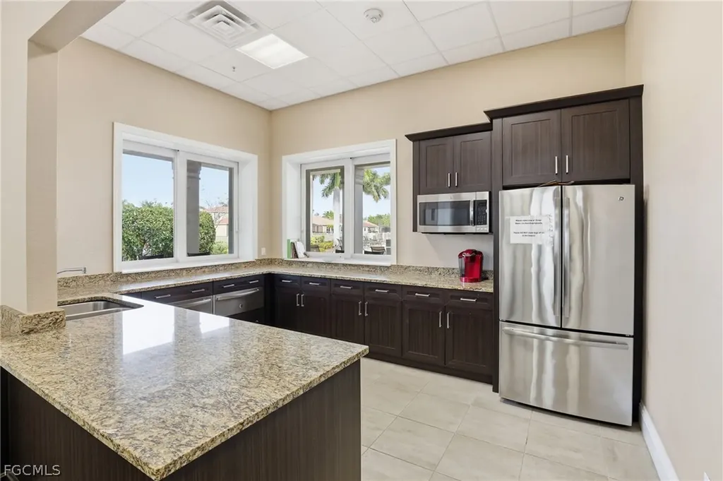 3177 Royal Gardens Avenue Fort Myers FL 33916