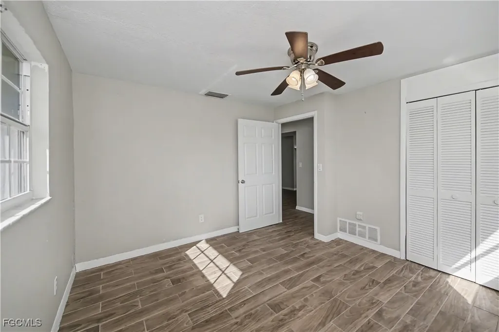 4968 Vincennes Street Cape Coral FL 33904