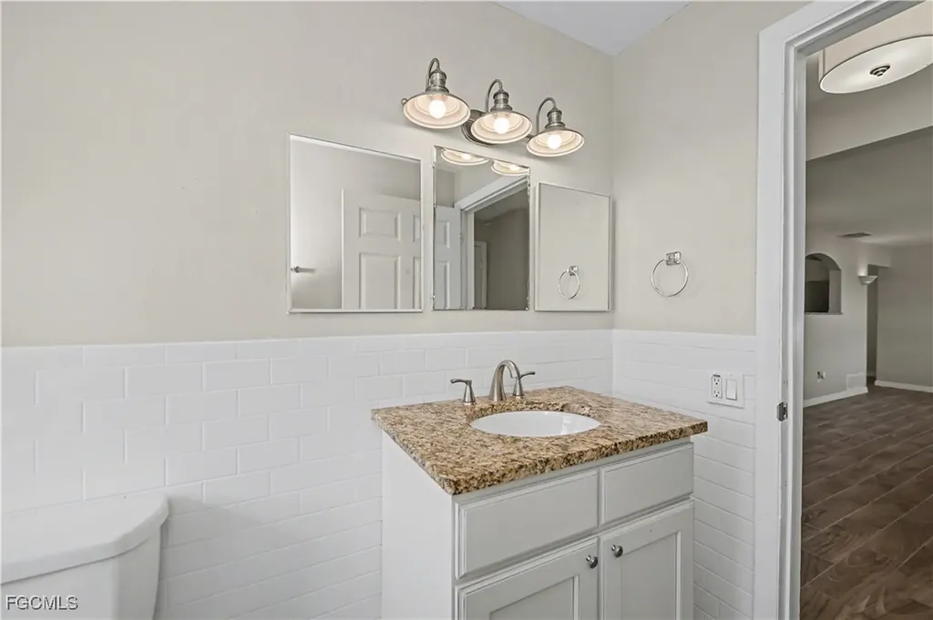 4968 Vincennes Street Cape Coral FL 33904