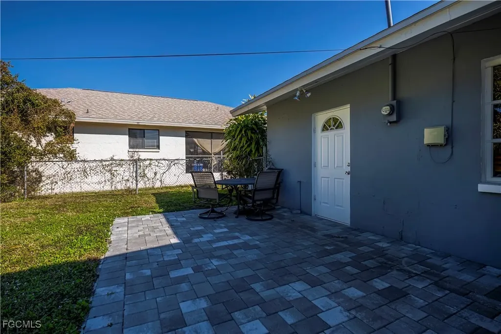 4968 Vincennes Street Cape Coral FL 33904