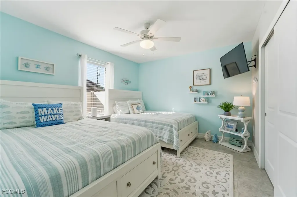 2115 SW 17th Place Cape Coral FL 33991
