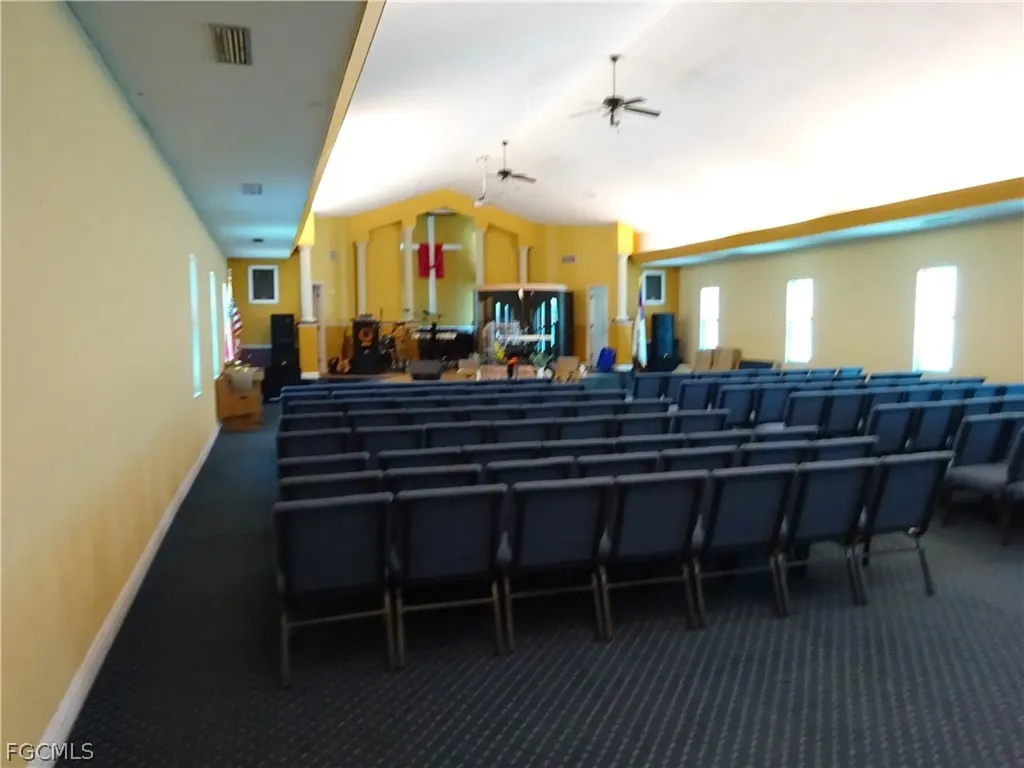 2220 Hunter Street Fort Myers FL 33901