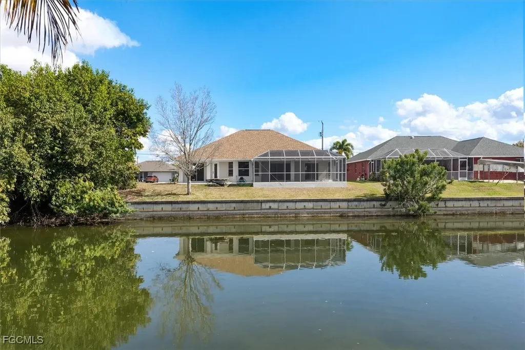 104 NE 13th Avenue Cape Coral FL 33909