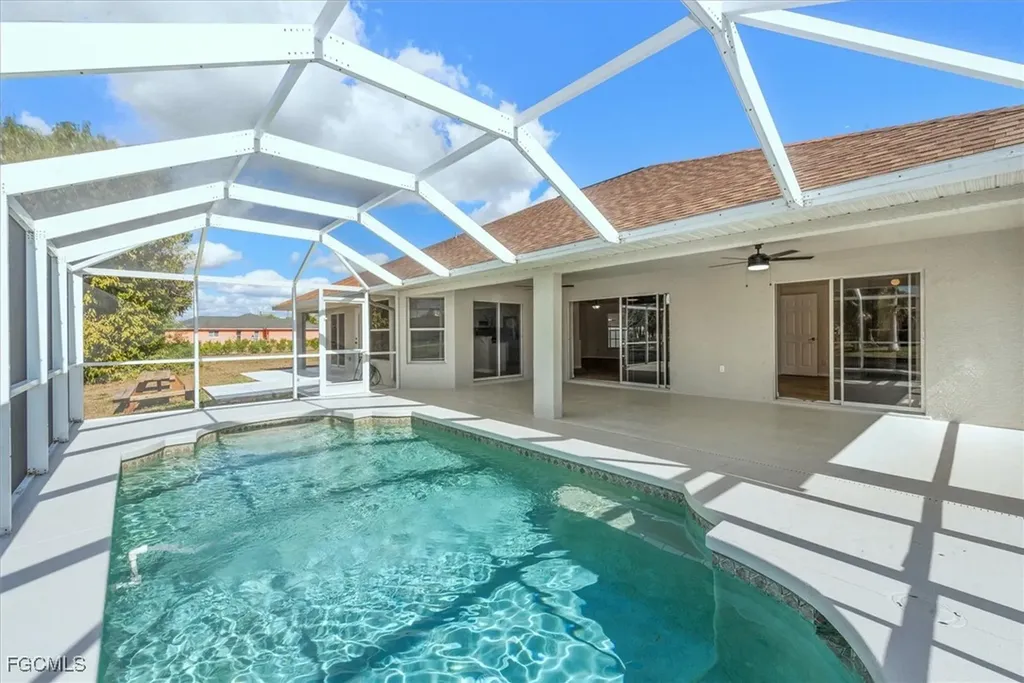104 NE 13th Avenue Cape Coral FL 33909