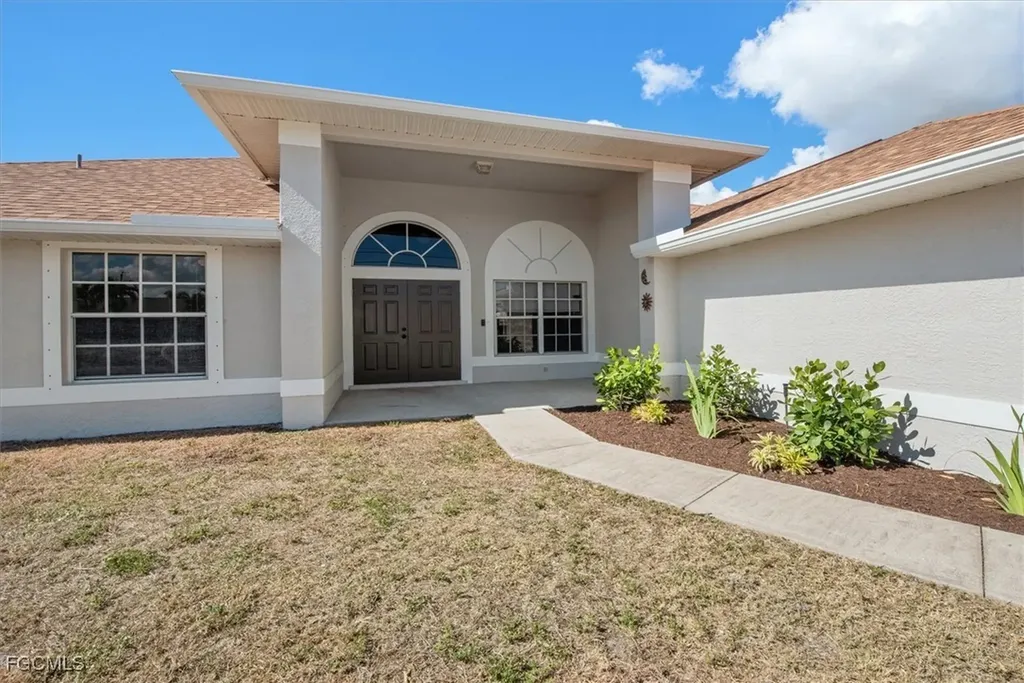 104 NE 13th Avenue Cape Coral FL 33909