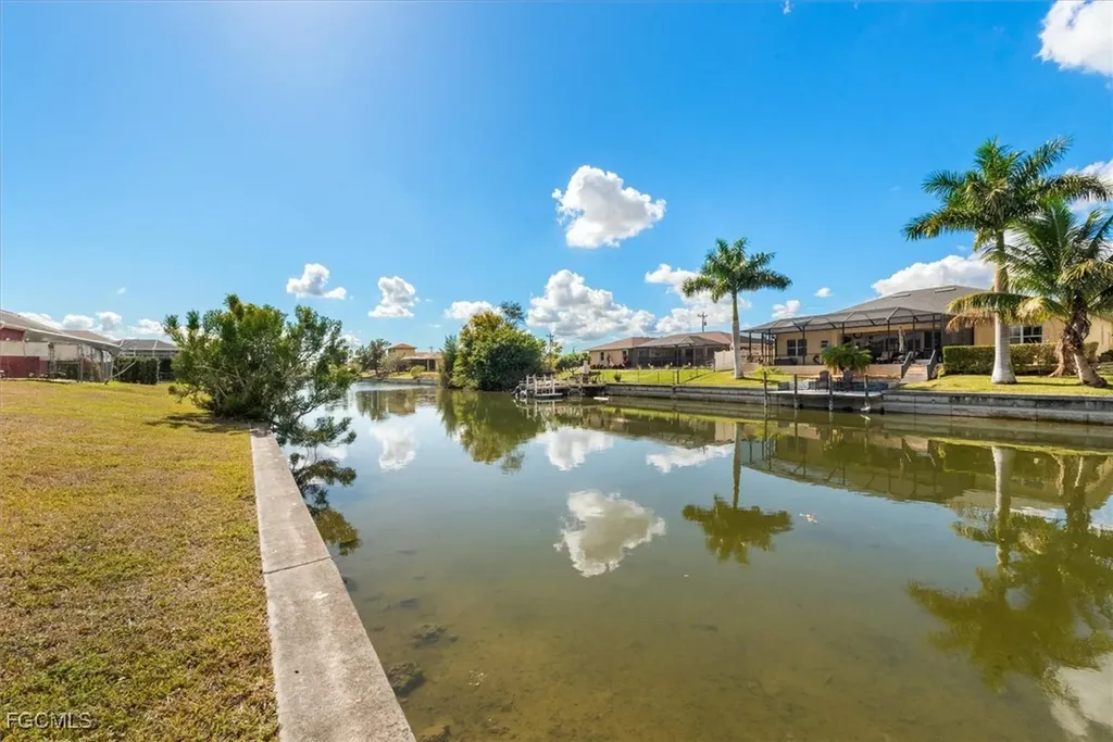 104 NE 13th Avenue Cape Coral FL 33909