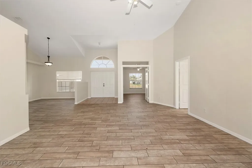 104 NE 13th Avenue Cape Coral FL 33909
