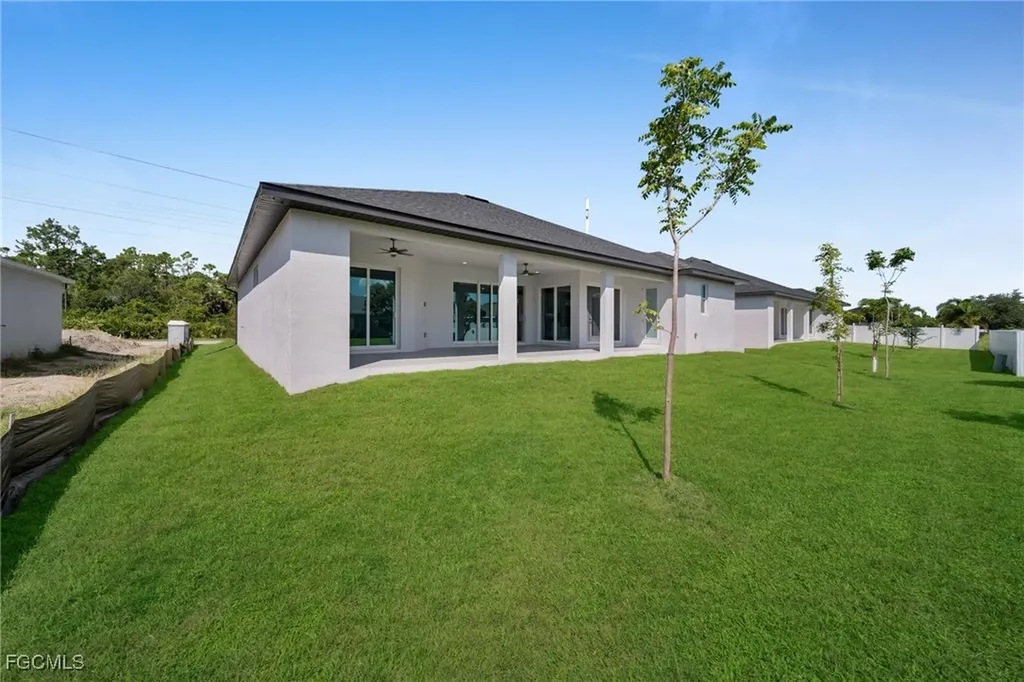 3311 Andalusia Boulevard Cape Coral FL 33909