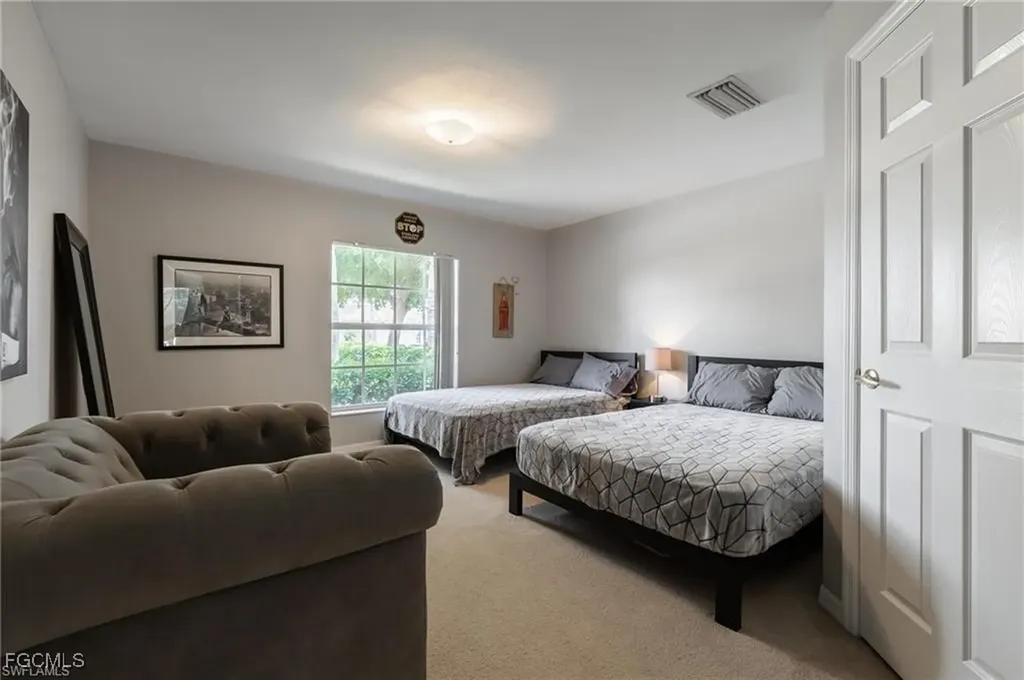 10074 Oakhurst Way Fort Myers FL 33913
