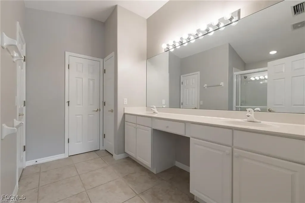 10074 Oakhurst Way Fort Myers FL 33913