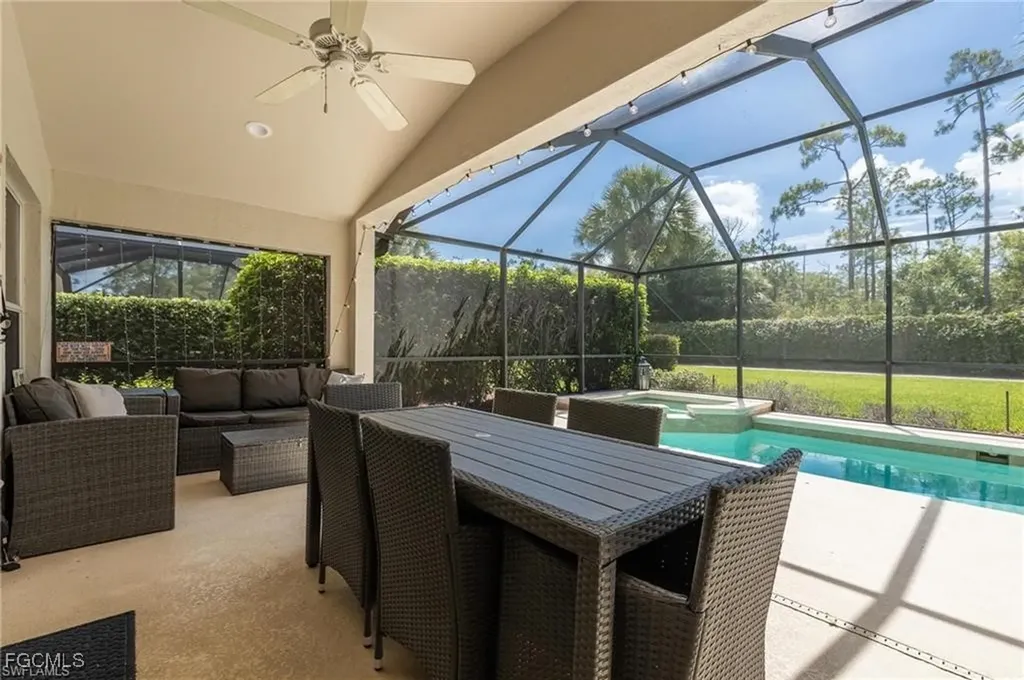 10074 Oakhurst Way Fort Myers FL 33913