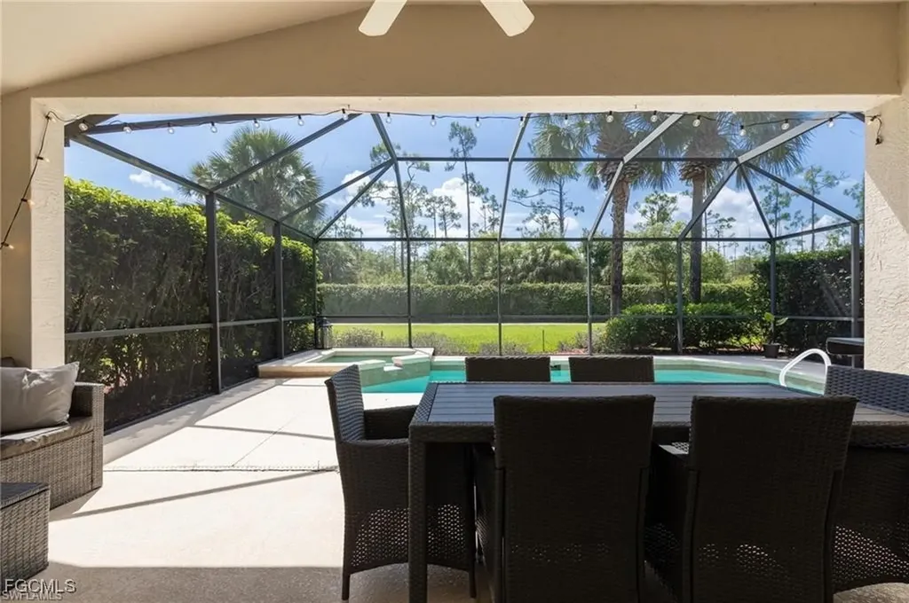 10074 Oakhurst Way Fort Myers FL 33913