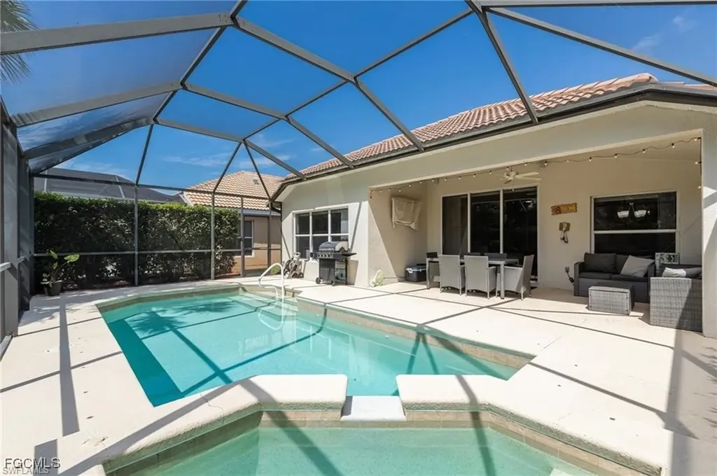 10074 Oakhurst Way Fort Myers FL 33913