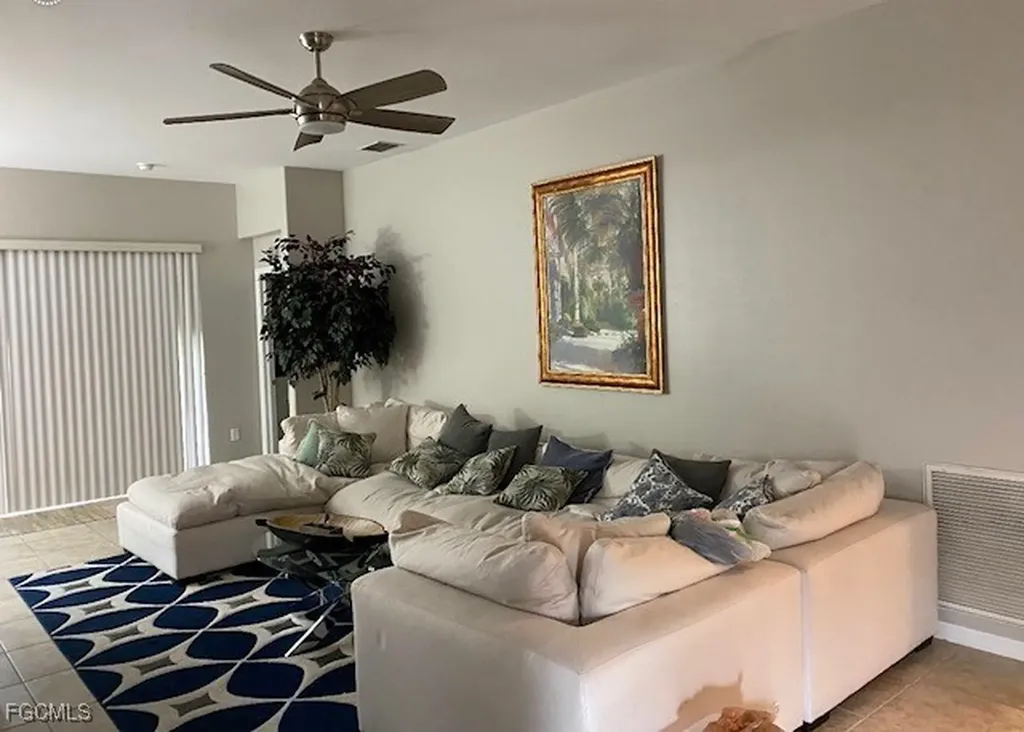10074 Oakhurst Way Fort Myers FL 33913