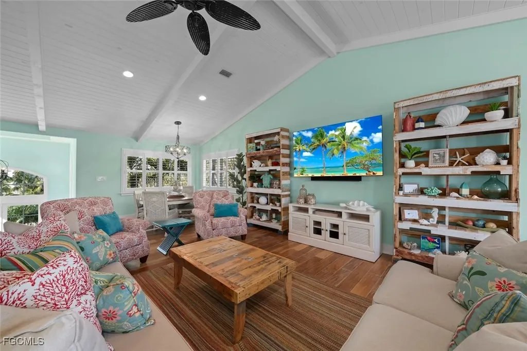 6407 Pine Avenue Sanibel FL 33957