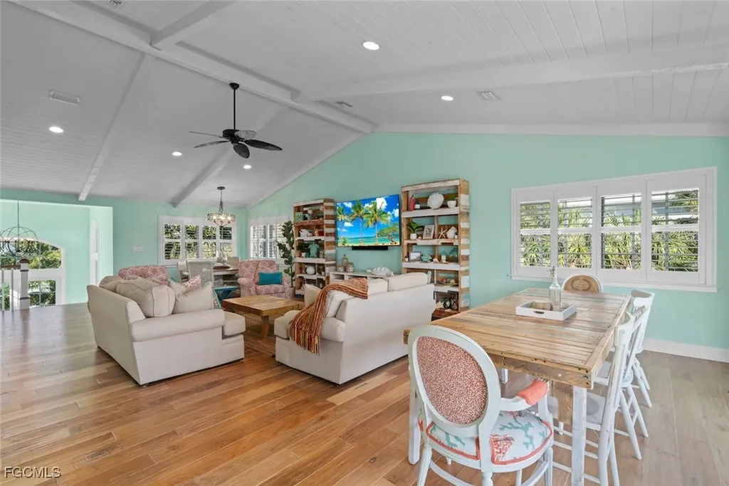 6407 Pine Avenue Sanibel FL 33957