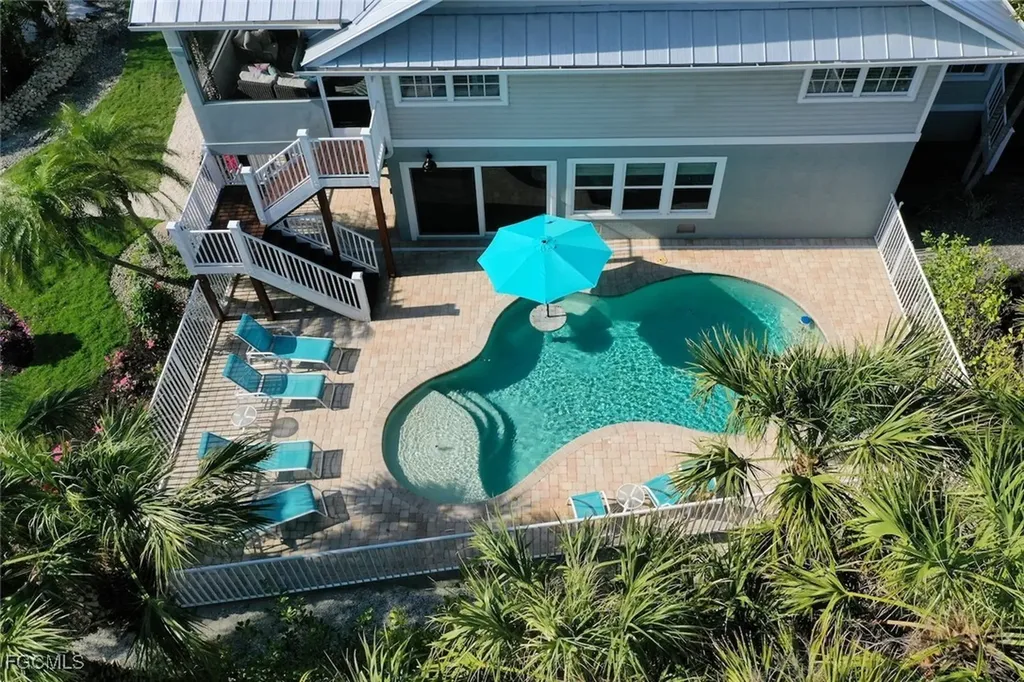 6407 Pine Avenue Sanibel FL 33957