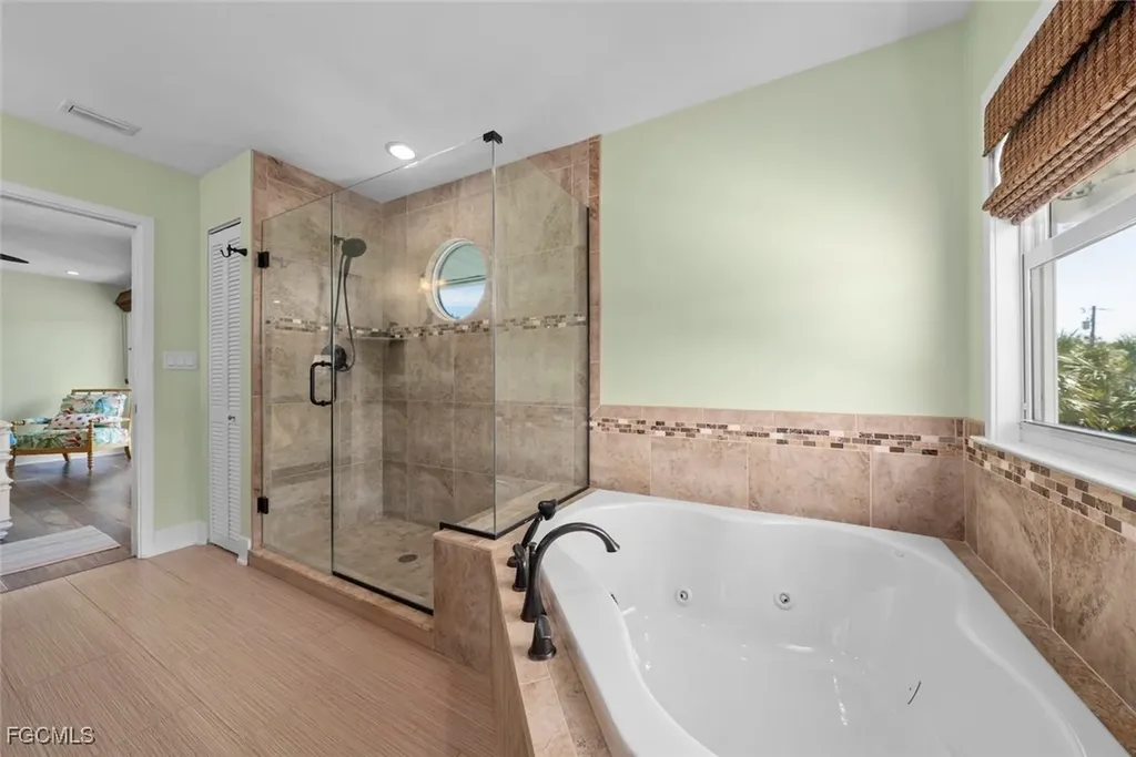 6407 Pine Avenue Sanibel FL 33957