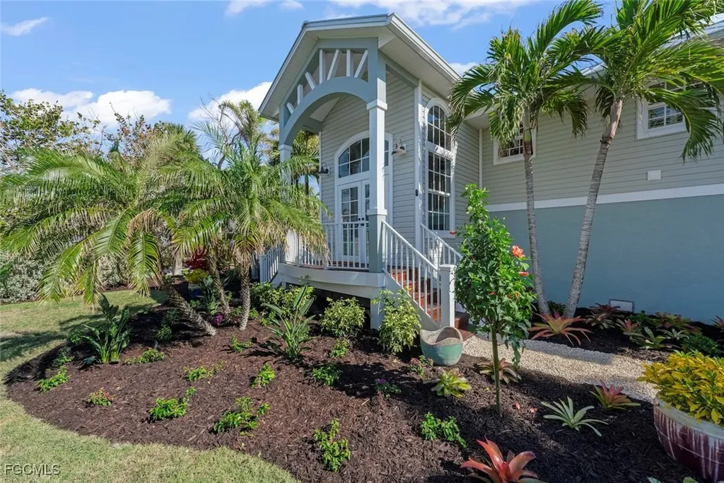 6407 Pine Avenue Sanibel FL 33957
