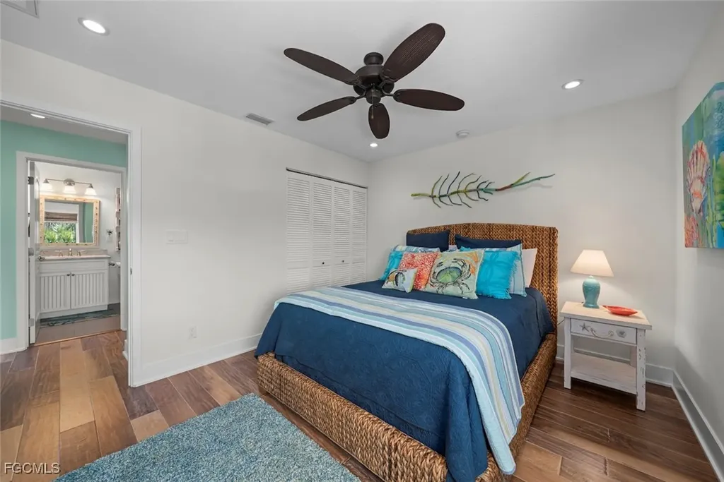 6407 Pine Avenue Sanibel FL 33957