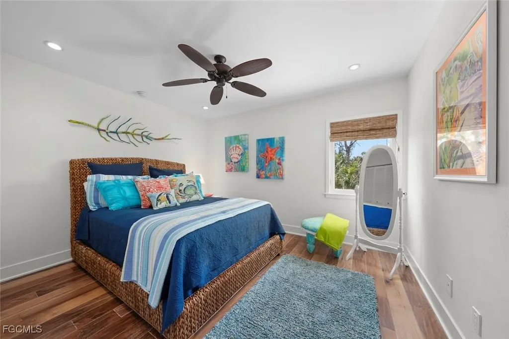 6407 Pine Avenue Sanibel FL 33957