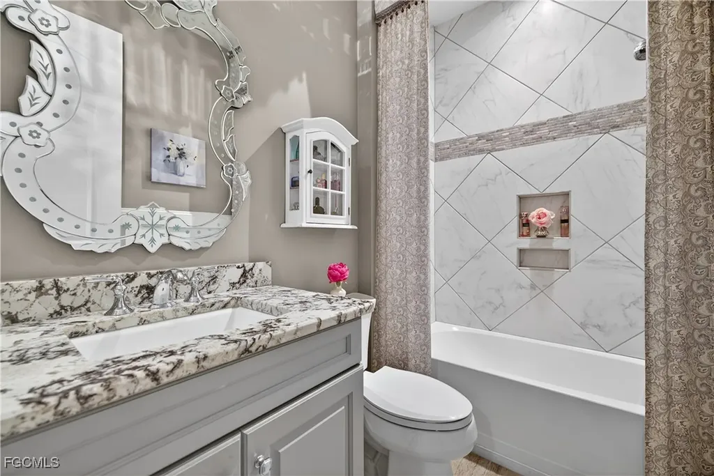 23268 Sanabria Loop Bonita Springs FL 34135