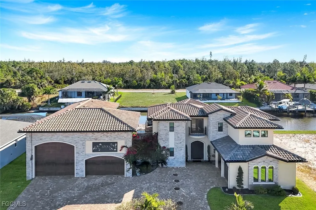 2709 NW 41st Avenue Cape Coral FL 33993