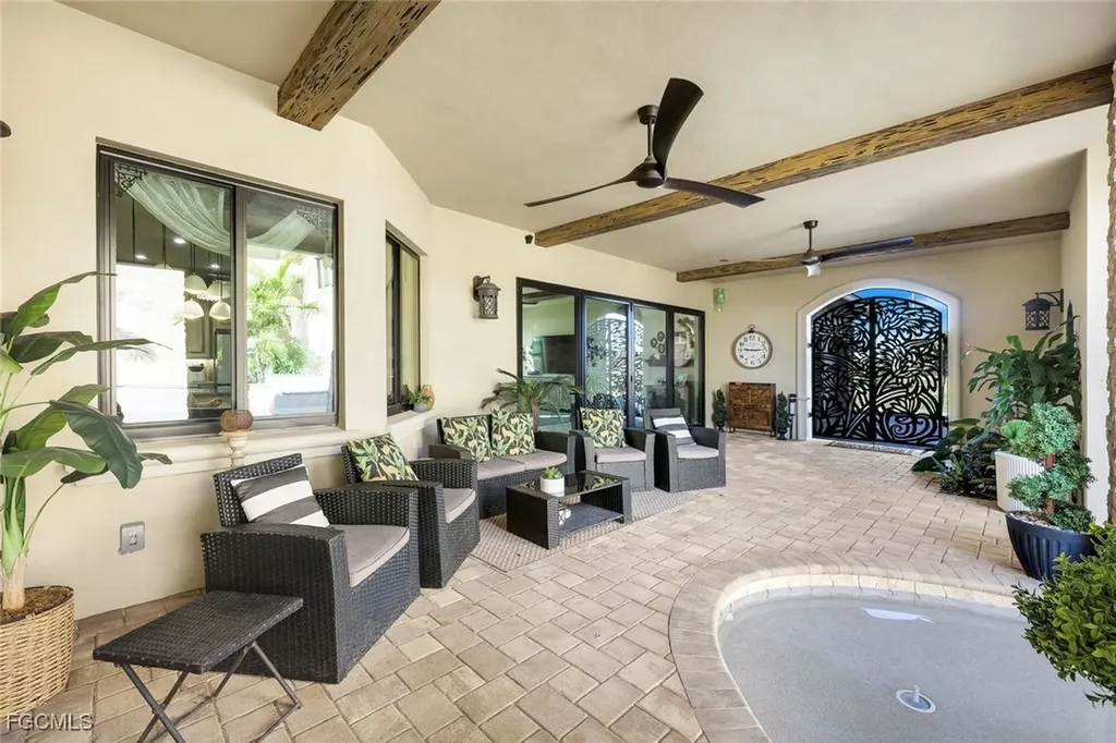 2709 NW 41st Avenue Cape Coral FL 33993