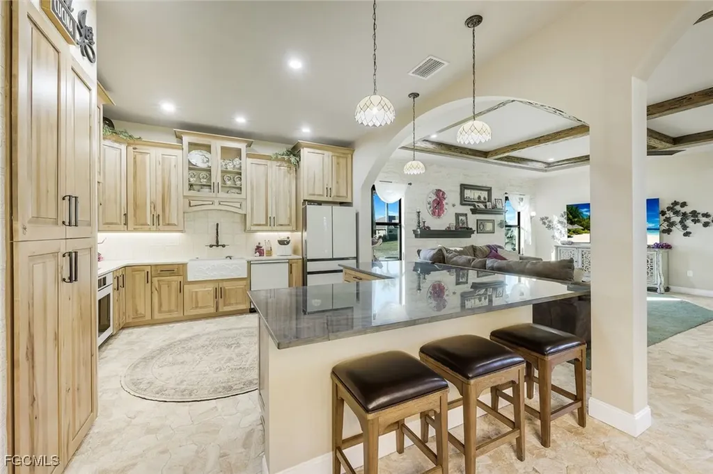 2709 NW 41st Avenue Cape Coral FL 33993